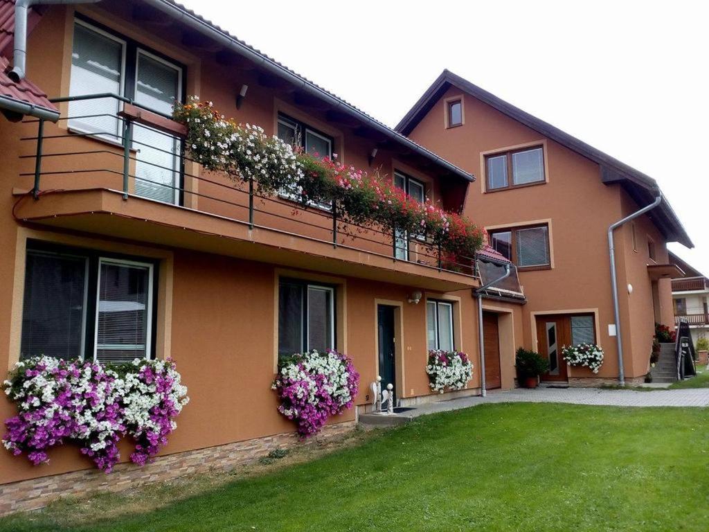 Apartmanovy Dom Adriana Zuberec Extérieur photo